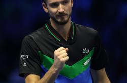 爱游戏下载-ATP总决赛完胜美网，梅德韦杰夫高光表现