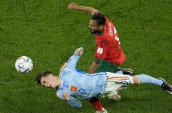 爱游戏在线-西班牙鏖战法国，阿拉巴三分雨点燃全场的简单介绍