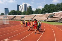 爱游戏在线-美国强队奋勇拼搏打破纪录创造佳绩