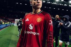 爱游戏体育-曼联客场取胜，布莱顿主场告负