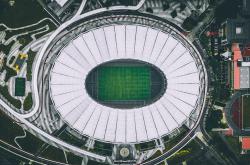 爱游戏体育-锡安独舞鹏城夜，深圳队战术完胜背后的体系碾压