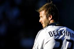 爱游戏入口-库里进攻端无人可挡，灰熊险胜北京队背后的篮球哲学碰撞