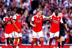 爱游戏官网-阿森纳换帅后表现起伏不定，球迷疑虑重重的简单介绍