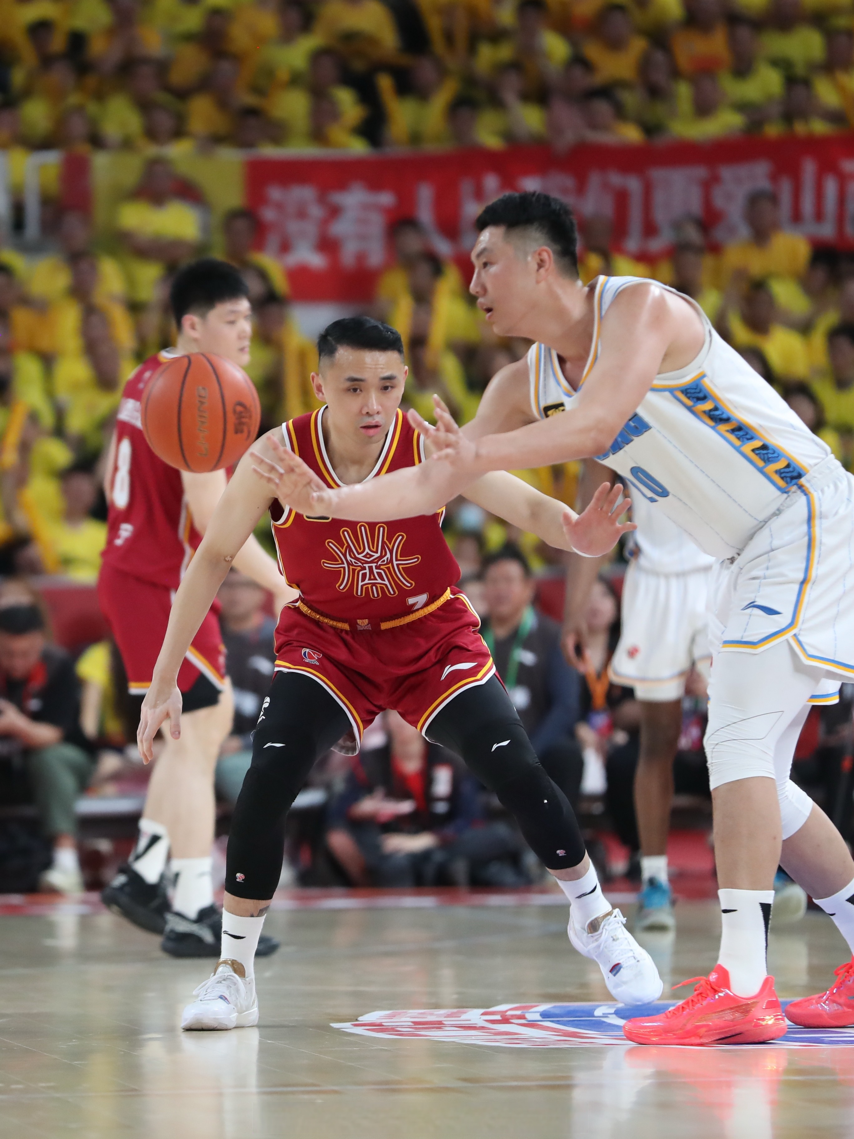 包含宁夏男篮击败对手，展示出色实力的词条