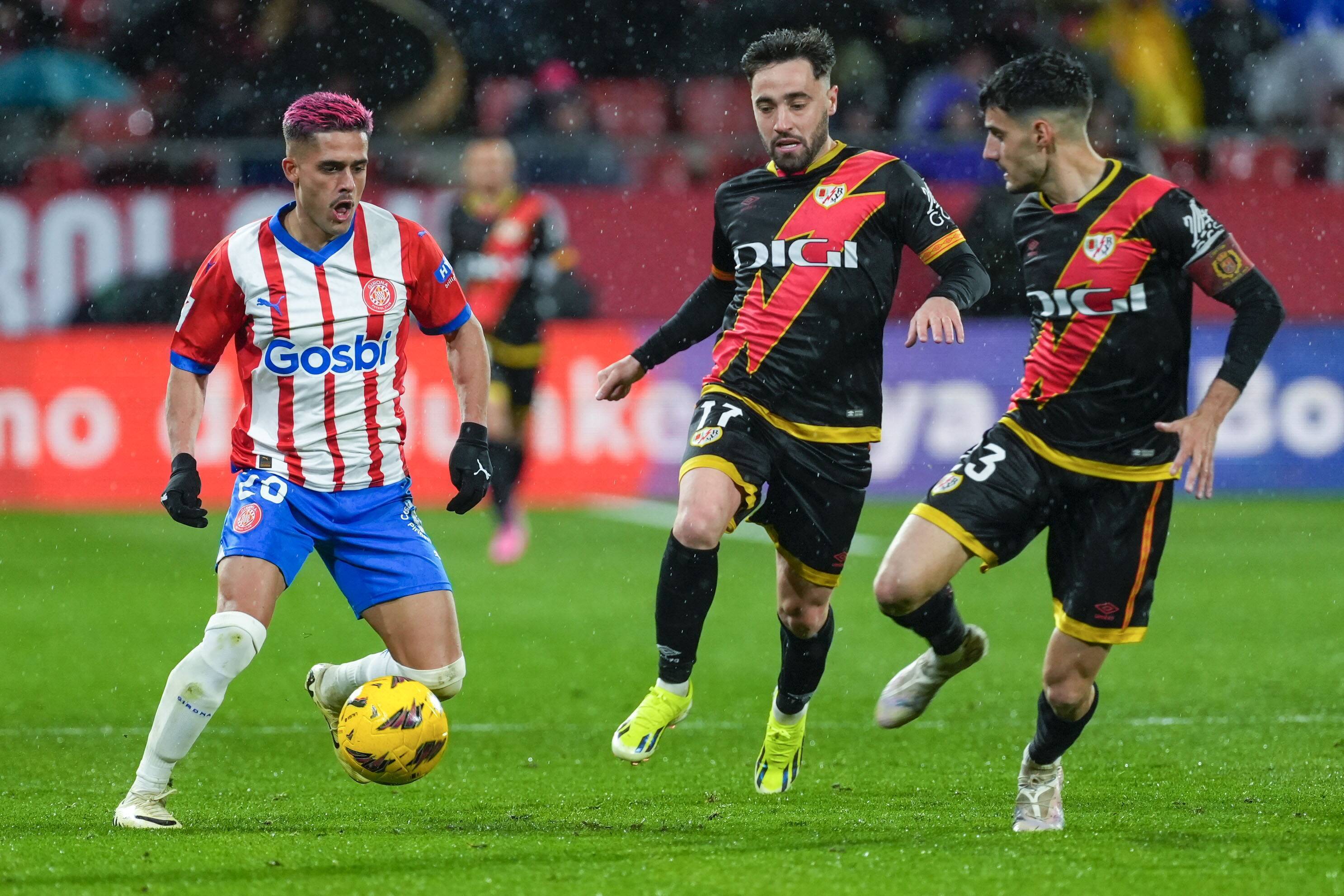 汉诺威在国内足球比赛中击败对手