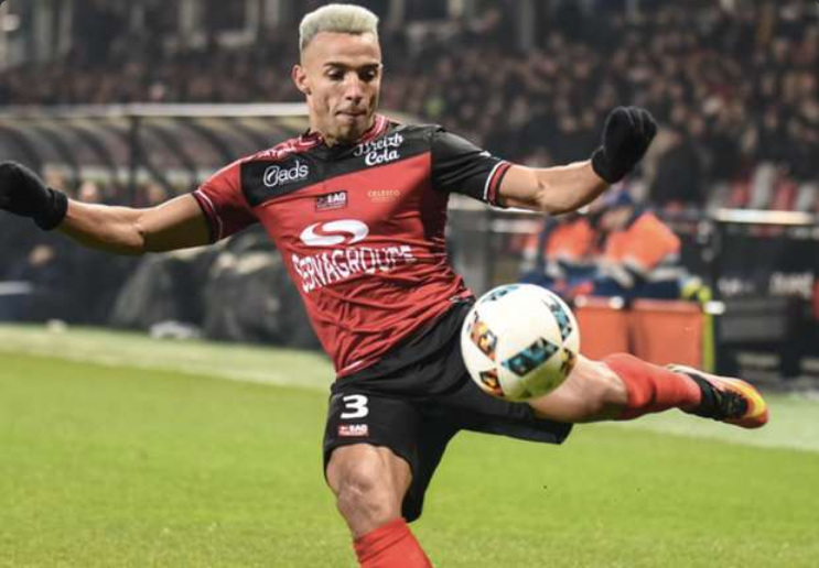 关于甘冈逆转特鲁瓦,豪取胜利保持不败的信息 关于甘冈逆转特鲁瓦,豪取胜利保持不败的信息