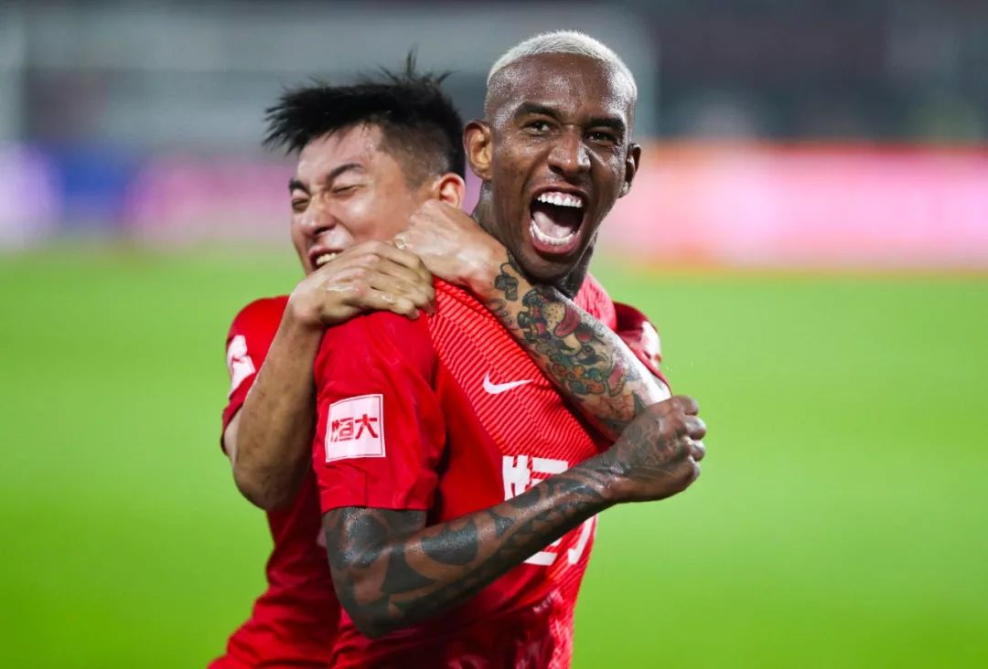 关于恒大主场取胜,国家德比保持不败纪录的信息 关于恒大主场取胜,国家德比保持不败纪录的信息