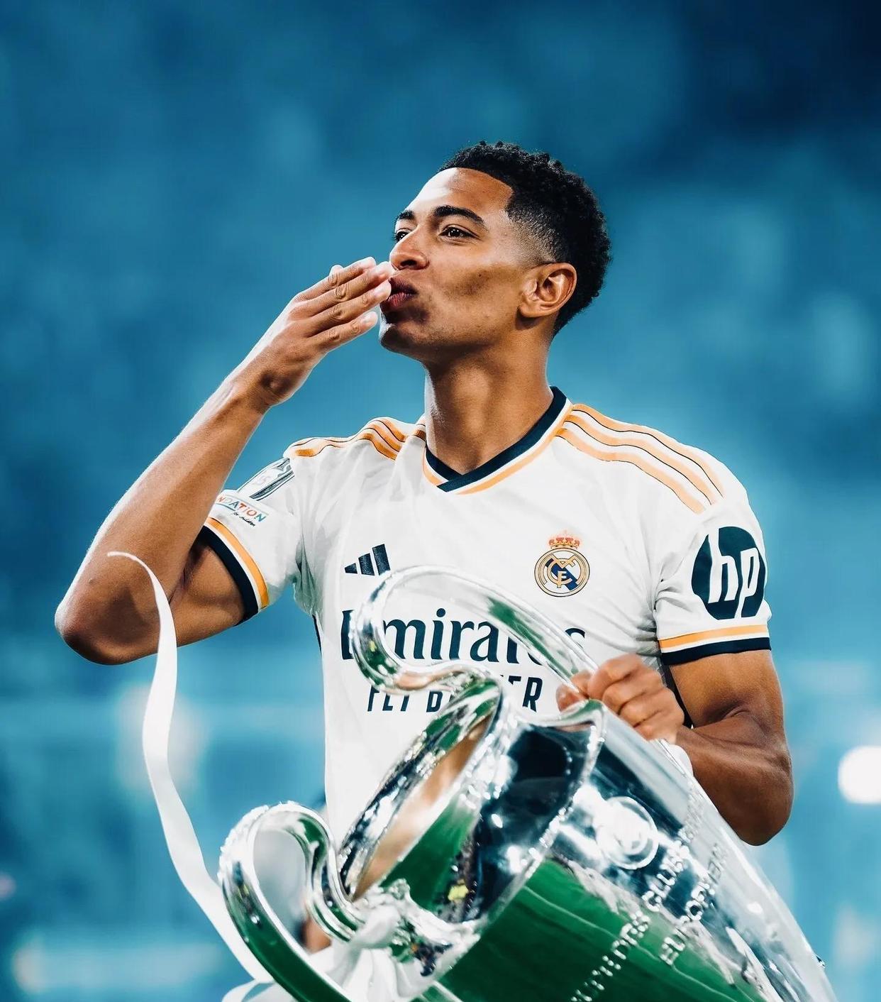 包含曼城横扫皇马,实力优势尽显的词条 包含曼城横扫皇马,实力优势尽显的词条