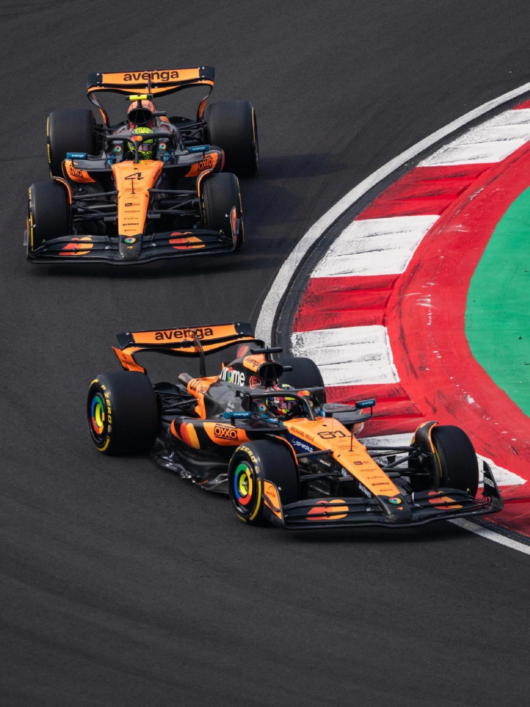 包含迈凯伦翻盘红牛二队,皮亚斯特里点燃赛场的词条 包含迈凯伦翻盘红牛二队,皮亚斯特里点燃赛场的词条