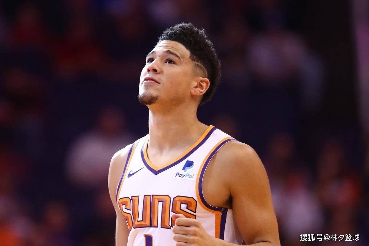 包含凯尔特人B队绝地反击公牛,布克完成帽子戏法的词条 包含凯尔特人B队绝地反击公牛,布克完成帽子戏法的词条