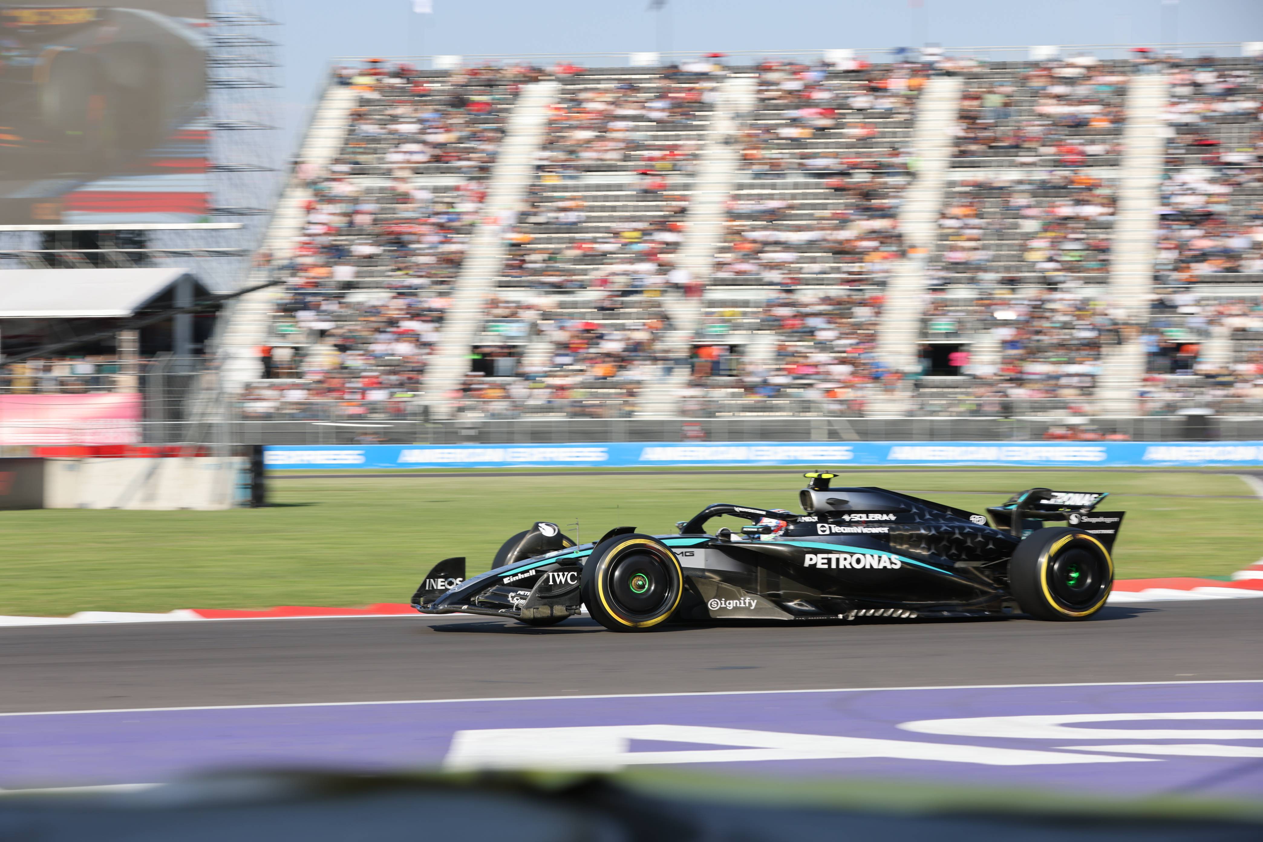 雷诺车队鏖战红牛二队，阿隆索带队取胜