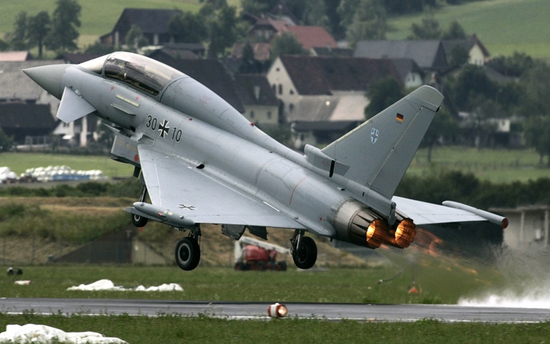 红魔铁血跨越国界，维尼修斯点燃梦剧场—当曼联精神在比利时赛场绽放