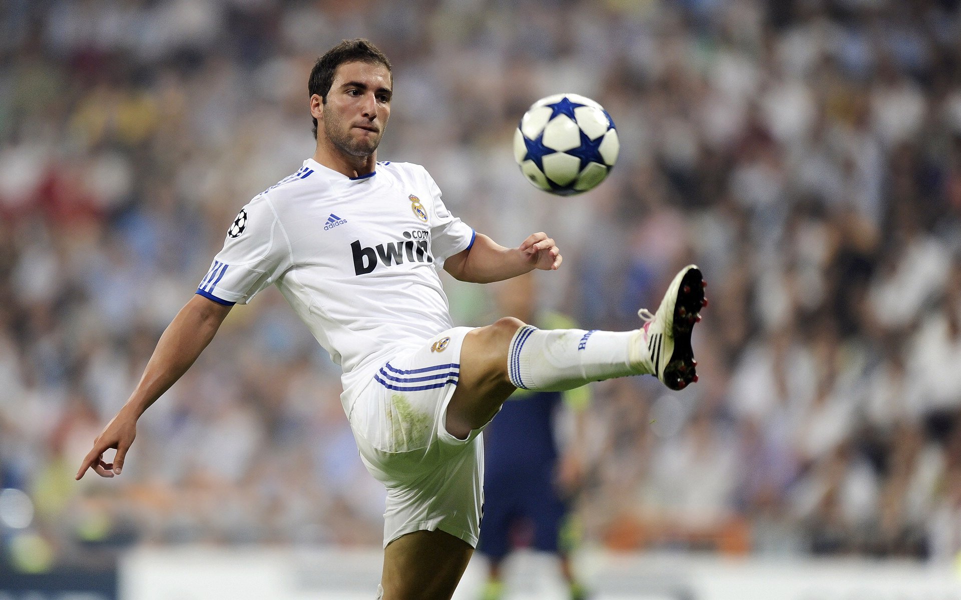 绿茵场上的季后赛,多特蒙德如何打出篮球式的团队胜利