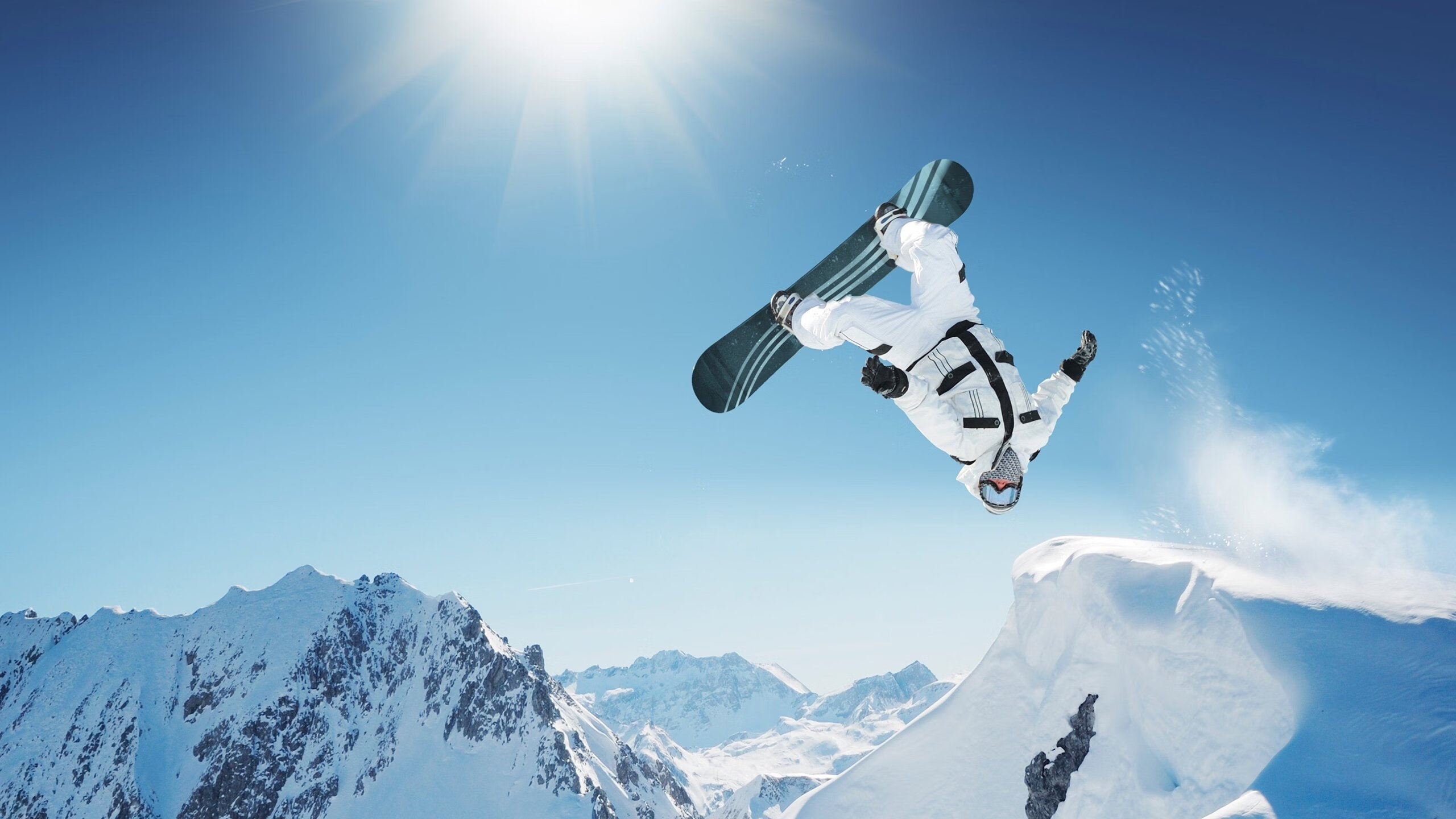 赛道与矿场,当F1年度争冠战火燃至智利,韩国如何制霸南美新战场?